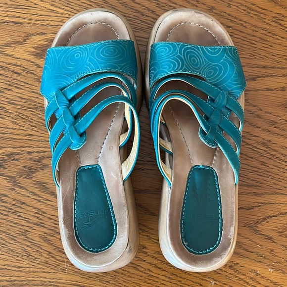 Dansko Shoes - Danskos Women’s Sandals Size 38